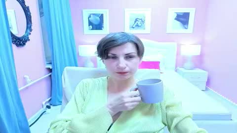 Aurora online show from December 1, 3:48 pm