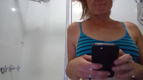 Milf4u online show from December 2, 10:05 am