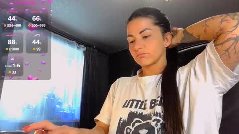 Ava online show from February 18, 11:55 am