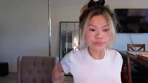 Little Ava  online show from April 3, 6:28 pm