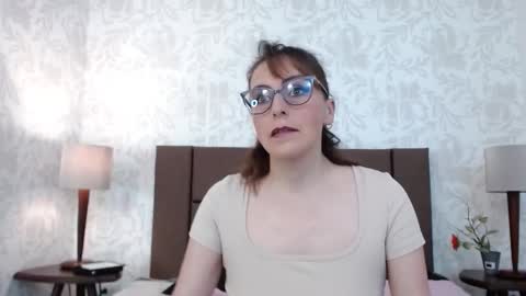 Ava  online show from November 29, 7:51 pm