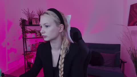 Ava nonude online show from September 11, 7:20 am