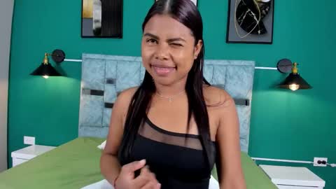 Avalinelov online show from January 15, 7:53 pm