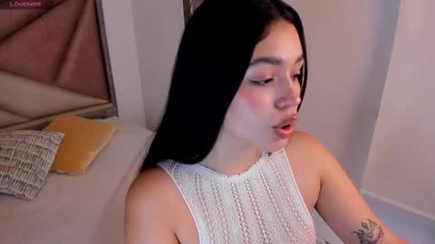 Ava  online show from December 17, 6:12 pm