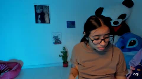 Snapshot of ave_fenix69 chatting on February 7, 2:19 am Valery -- online show from February 7, 2:19 am