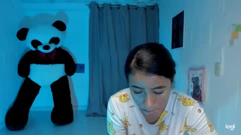 Snapshot of ave_fenix69 chatting on December 4, 2:53 am Valery -- online show from December 4, 2:53 am