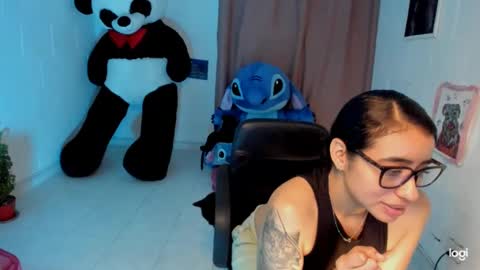 Snapshot of ave_fenix69 chatting on January 18, 2:36 am Valery -- online show from January 18, 2:36 am