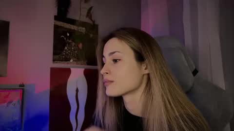 Aviva online show from February 21, 10:15 pm