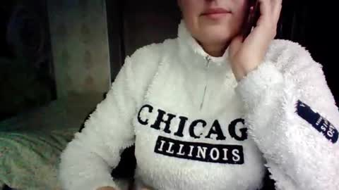 awesomeladyy online show from February 3, 8:46 am