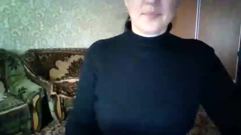 awesomeladyy online show from November 4, 8:30 am