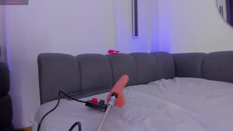 Axara online show from October 4, 2:11 pm