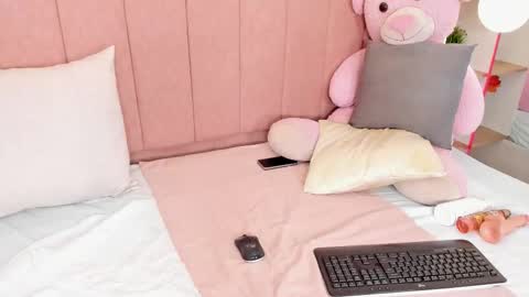 Ayelen Spacee online show from December 23, 5:55 am