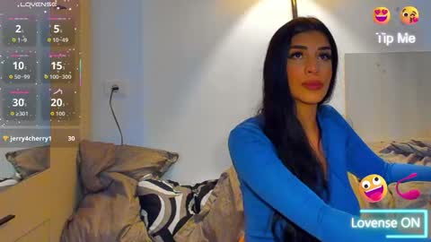 Aylinhazel online show from December 3, 6:21 pm