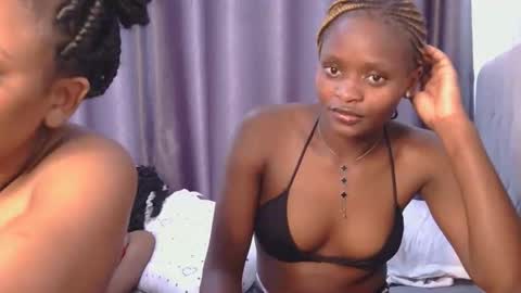 Azalea online show from November 18, 4:24 am