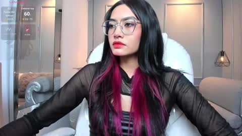 Azura online show from January 7, 7:28 pm