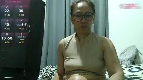 Snapshot of babe4u1234 chatting on January 12, 12:23 pm babe4u1234 online show from January 12, 12:23 pm