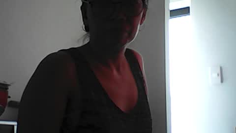 Snapshot of babe4u1234 chatting on December 15, 3:24 am babe4u1234 online show from December 15, 3:24 am