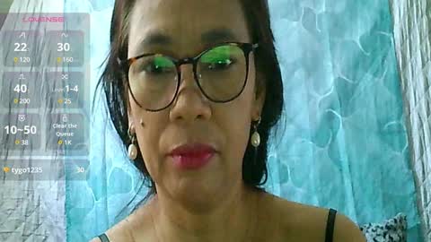 Snapshot of babe4u1234 chatting on December 22, 1:33 am babe4u1234 online show from December 22, 1:33 am