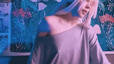 babe_moister online show from September 24, 8:35 am