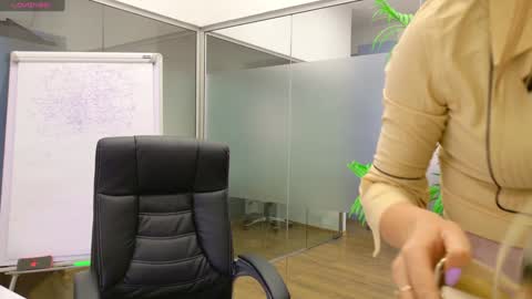 Olivia and Lexi online show from March 6, 5:14 am