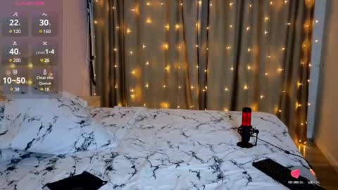 Lina online show from December 22, 4:59 pm