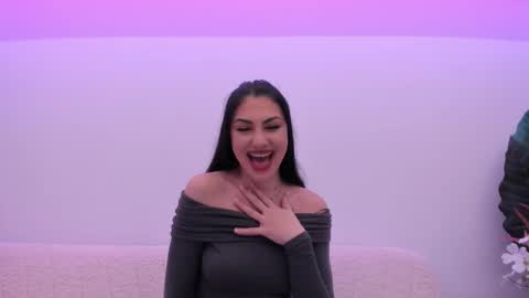 baby_ava_ online show from December 18, 8:57 pm