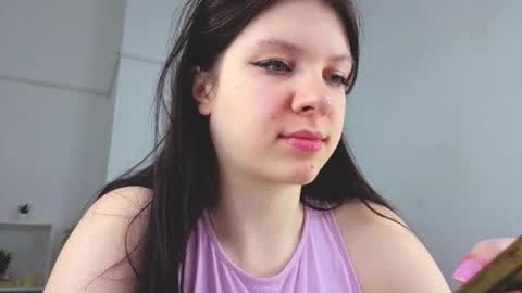 Evalena maybe just Eva online show from January 8, 5:11 am