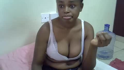 baby_fayyan online show from March 2, 2:36 pm