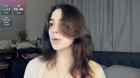 Emily online show from November 28, 7:22 am