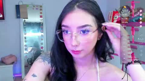 lily online show from October 1, 2:22 pm