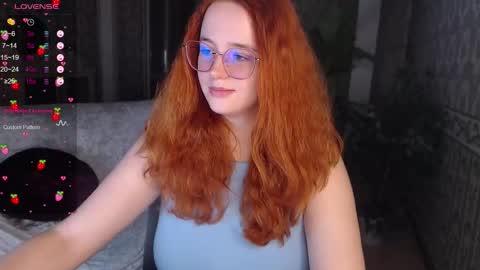 Snapshot of baby_little_fox chatting on October 15, 1:14 pm baby_little_fox online show from October 15, 1:14 pm