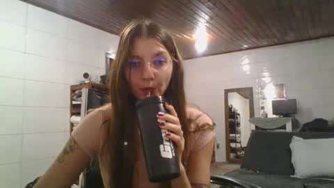 babydemon6 online show from May 8, 10:22 pm