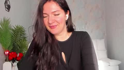 Sophia online show from October 19, 3:08 am