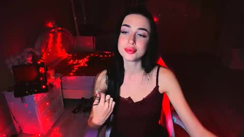 Miss Desire...do you remember online show from October 4, 5:39 pm