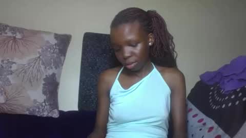 baddie_floxxy online show from March 17, 5:44 am