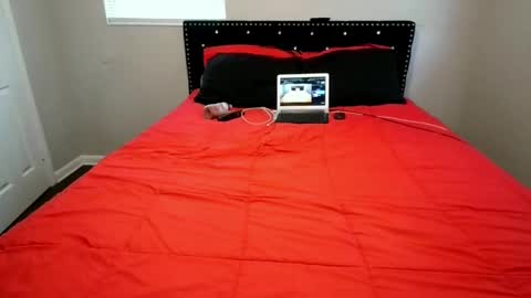 Kiki online show from December 17, 8:02 pm