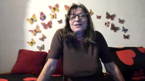 Snapshot of badgg chatting on December 30, 4:40 pm Gina online show from December 30, 4:40 pm
