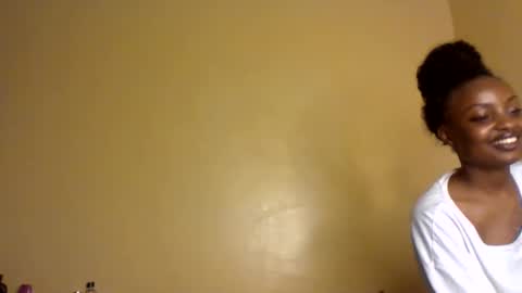 Lily. online show from October 29, 5:45 am