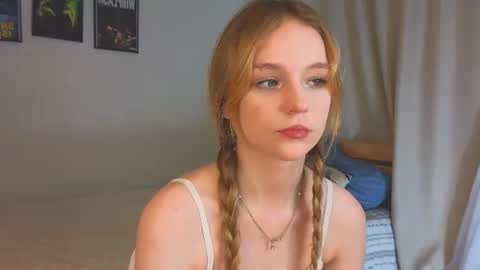 Kate online show from June 17, 4:08 pm