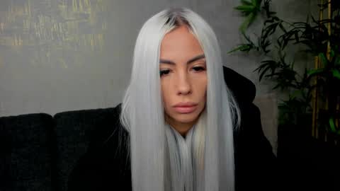 Snapshot of bailey_rush chatting on February 20, 5:12 am bailey_rush online show from February 20, 5:12 am
