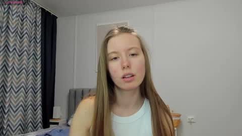 Kira online show from February 22, 8:15 pm