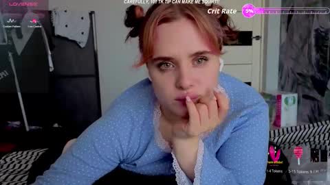 Snapshot of bambi_blaze chatting on September 24, 8:35 am Bambi online show from September 24, 8:35 am