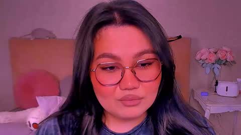 Snapshot of barbara_bb chatting on March 8, 11:39 pm Barbie Kim online show from March 8, 11:39 pm