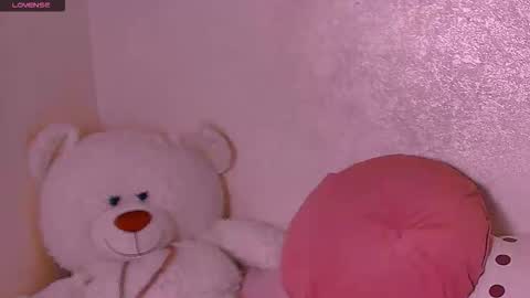 Snapshot of barbara_bb chatting on September 15, 7:32 pm Barbie Kim online show from September 15, 7:32 pm
