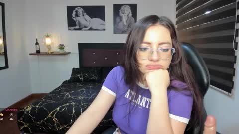 Snapshot of barbara_joness chatting on September 24, 7:35 pm Barbara online show from September 24, 7:35 pm