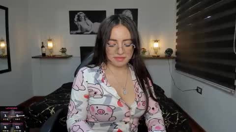 Snapshot of barbara_joness chatting on October 10, 11:42 pm Barbara online show from October 10, 11:42 pm