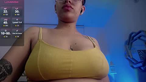 Snapshot of barbara_muller chatting on September 23, 1:20 pm barbara_muller online show from September 23, 1:20 pm