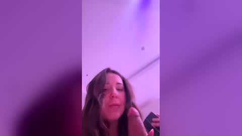 barbie953181 online show from April 24, 4:32 pm