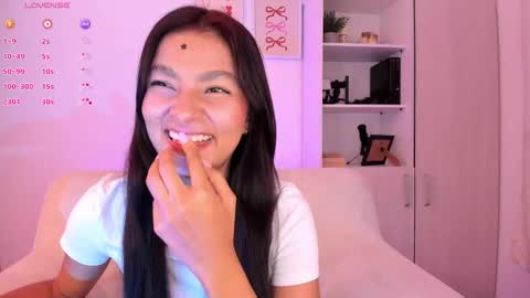 Snapshot of barbie_brunette3 chatting on October 19, 5:20 am  independet model online show from October 19, 5:20 am