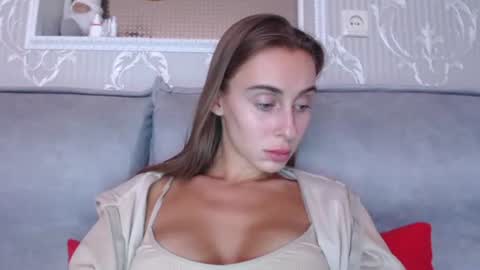 Snapshot of barbie_giirls_ chatting on September 10, 9:31 am Kate online show from September 10, 9:31 am
